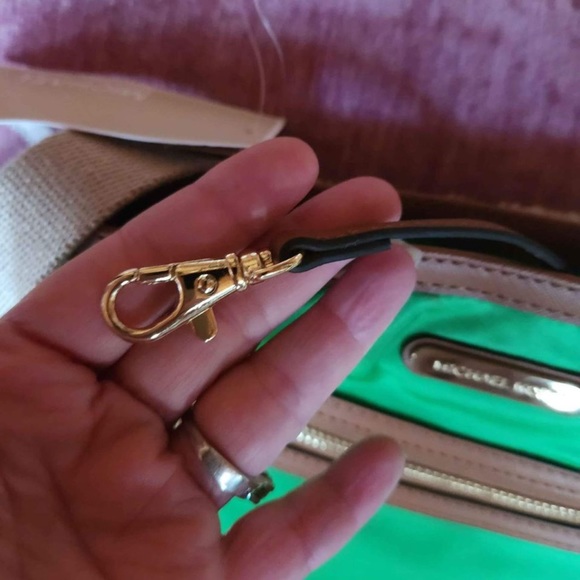 NWT Michael Kors Kempton Palm Green Nylon Cross Body Bag - Picture 6 of 7